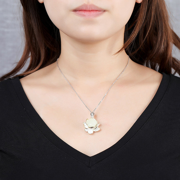 Women's Retro Anemone Eardrops Hairpin Necklace