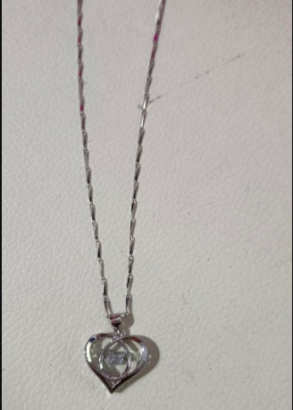 Beating Heart Necklace Women's Korean-style Elegant Smart Heart-shaped Collarbone Necklace Valentine's Day Gift Pendant